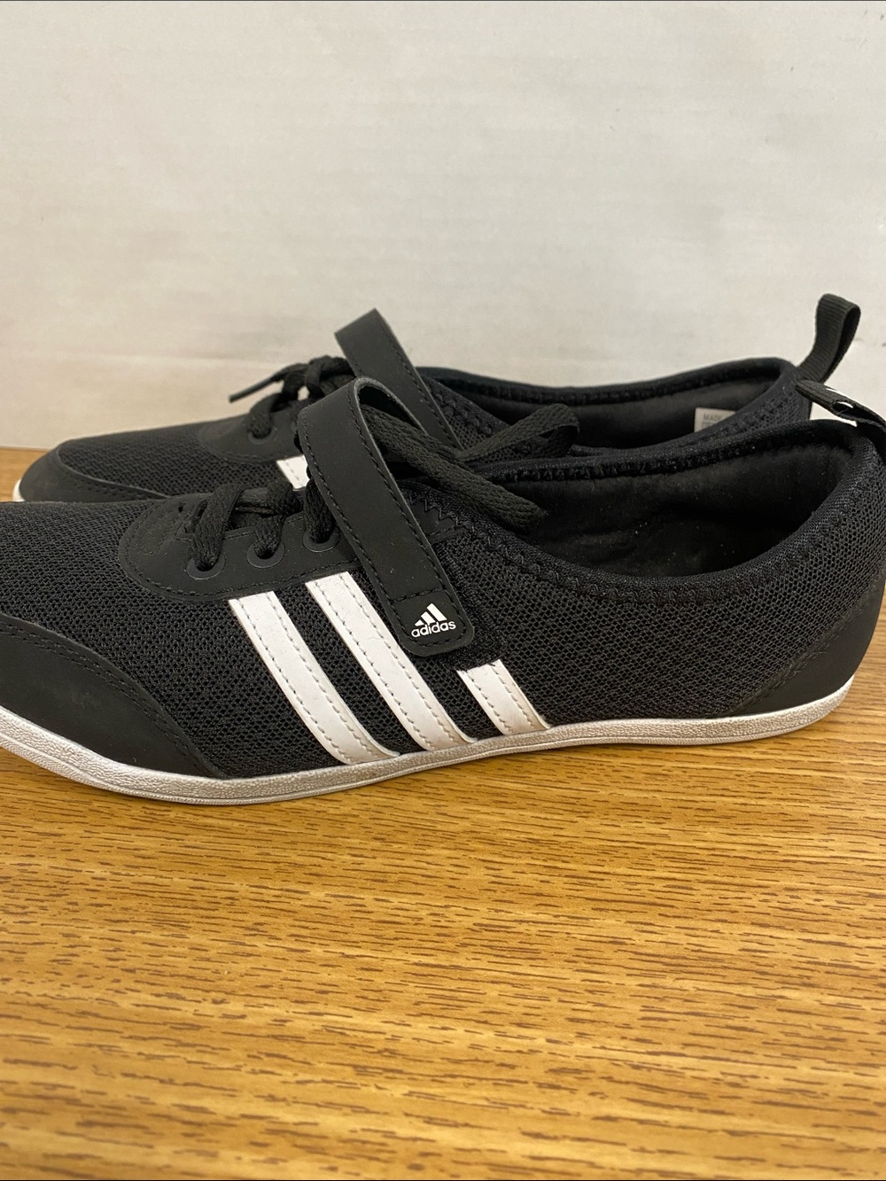 Women’s adidas Diona 2.0 Sneakers